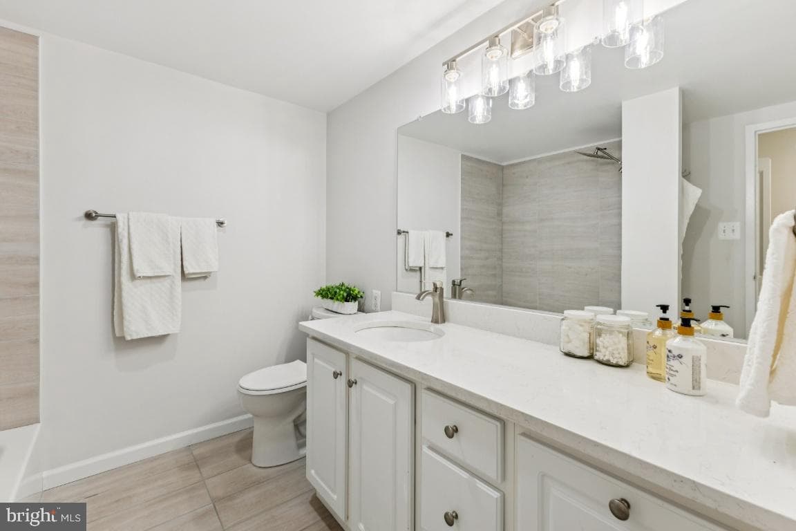 10570 Main Street #202 photo 15