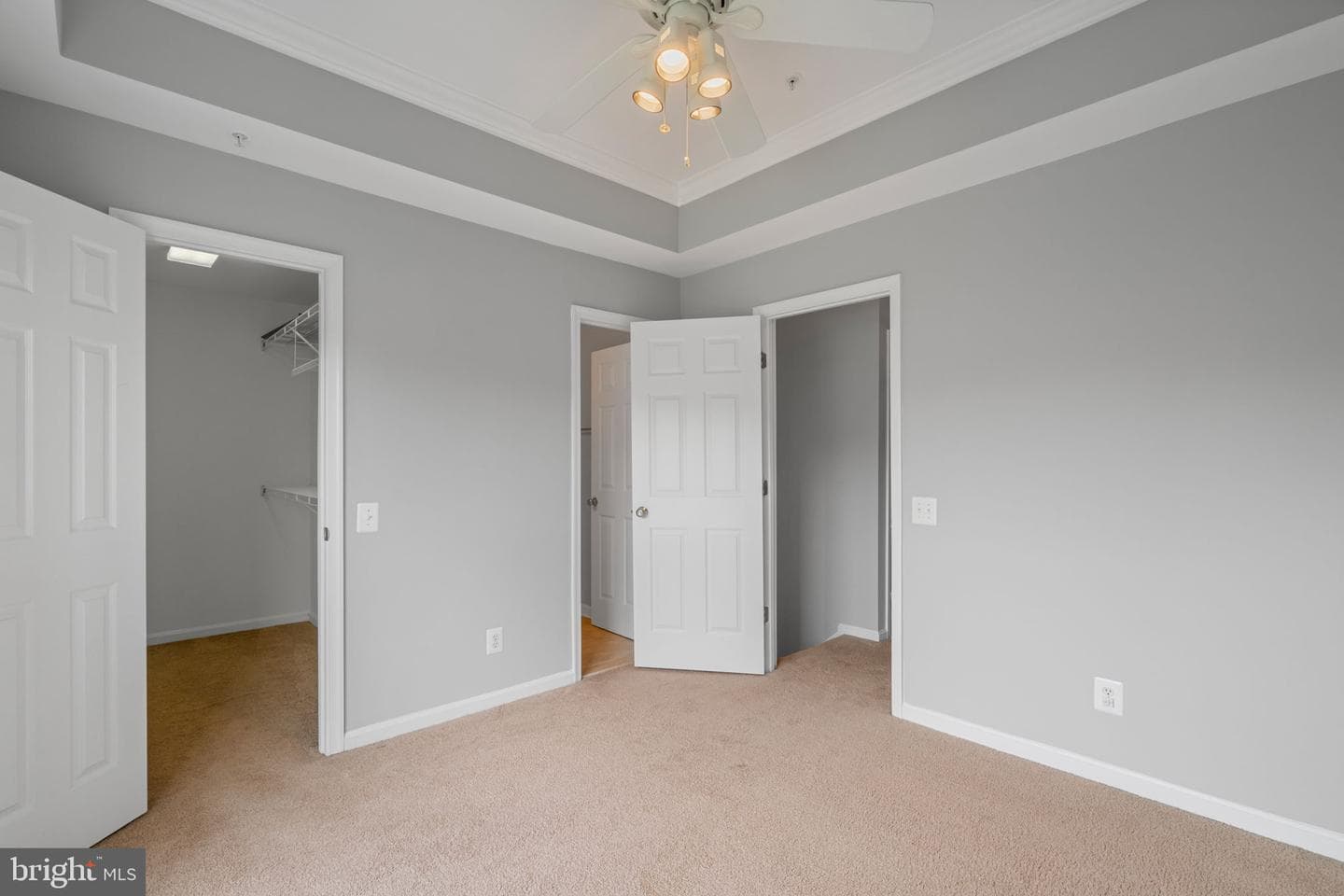 4105 Oxford Lane #302 photo 22