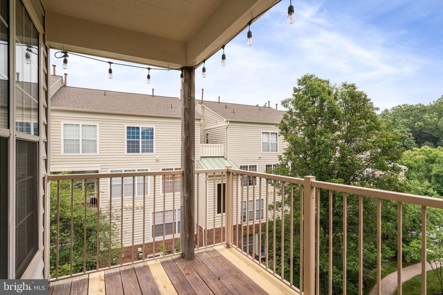 4105 Oxford Lane #302 photo 28