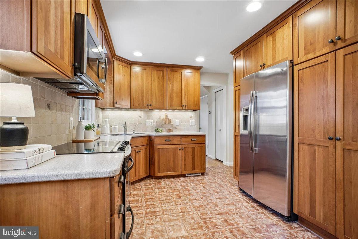 10113 Cardinal Road photo 14