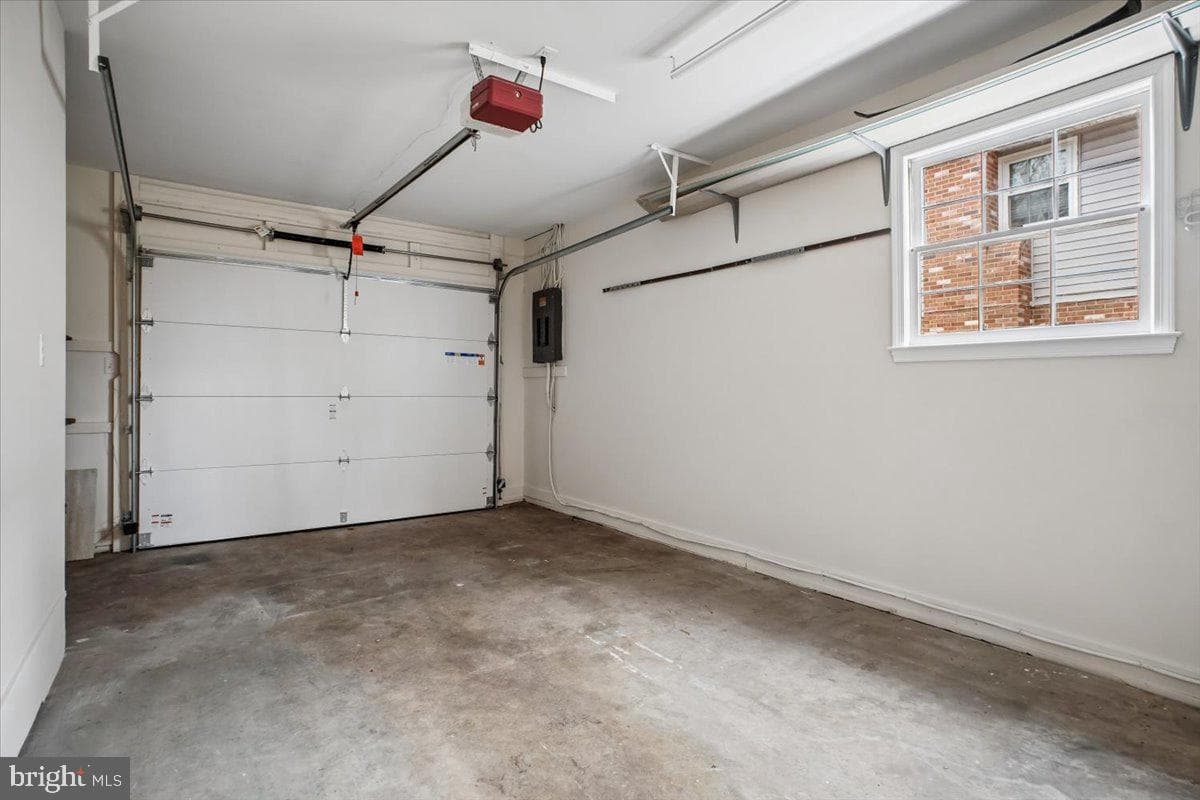 10113 Cardinal Road photo 46