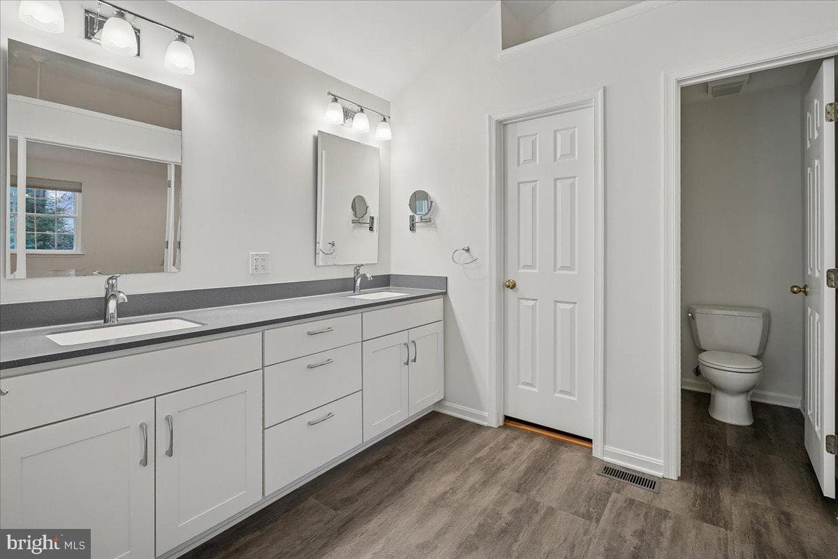 9804 Cresence Way photo 30