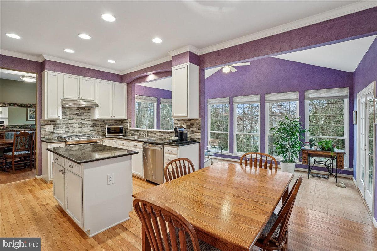 9804 Cresence Way photo 5