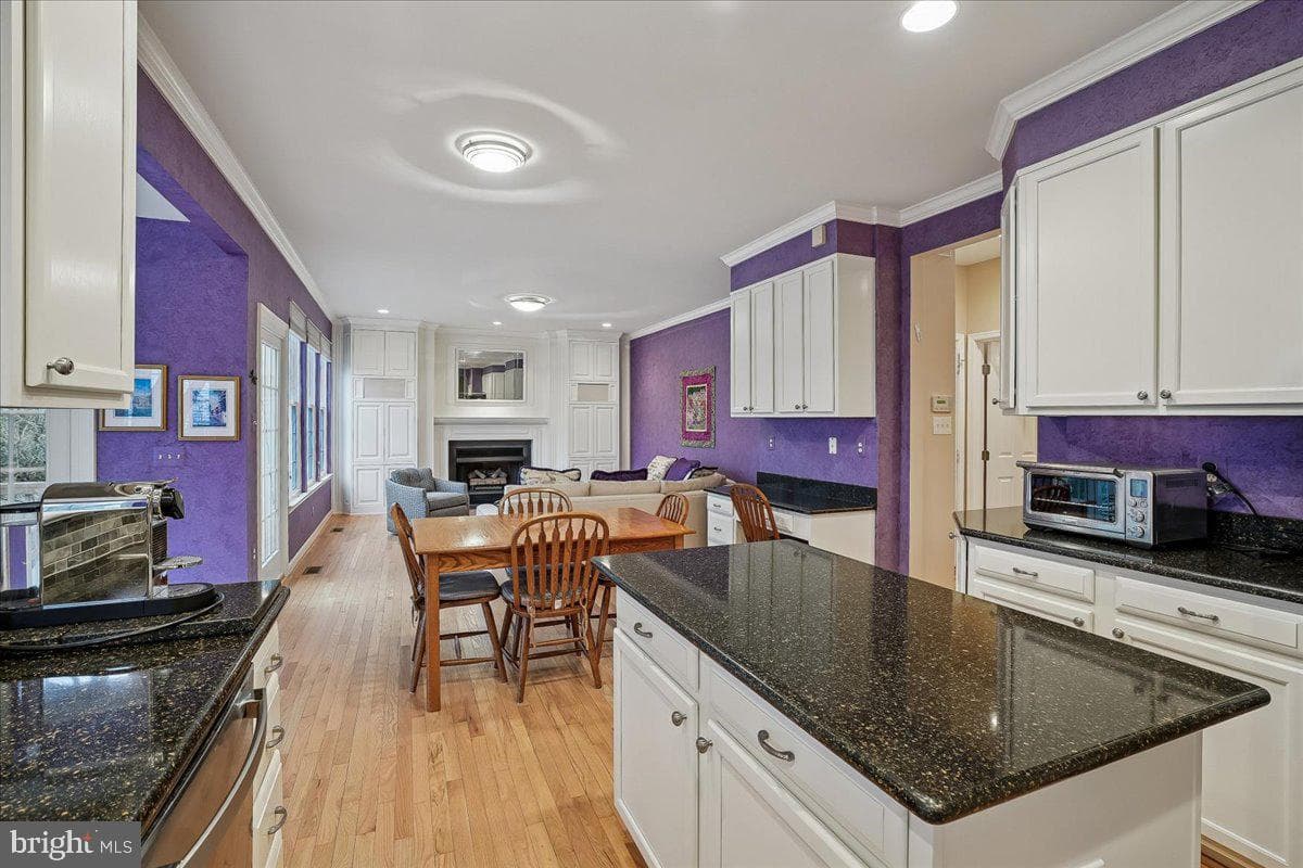 9804 Cresence Way photo 9