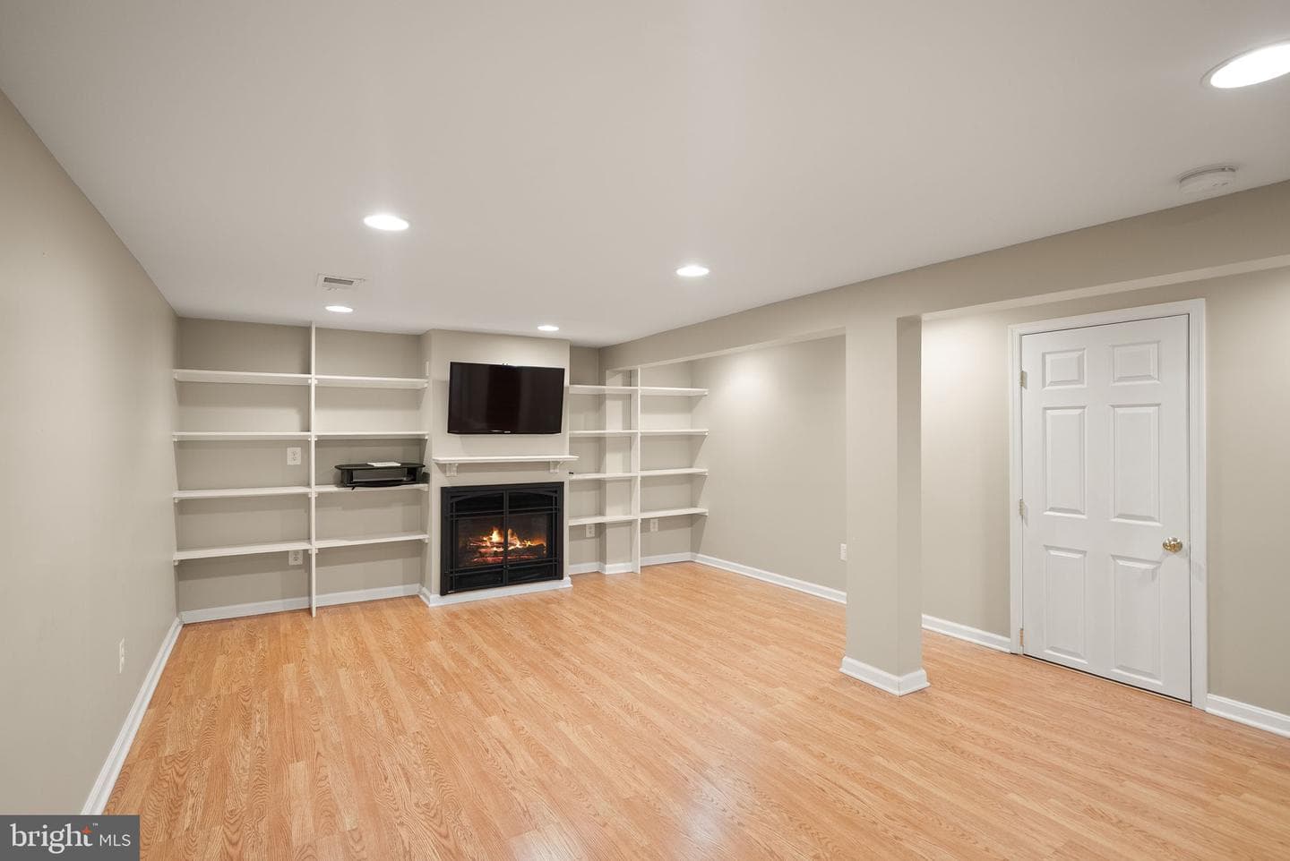 4027 Maple Street photo 40