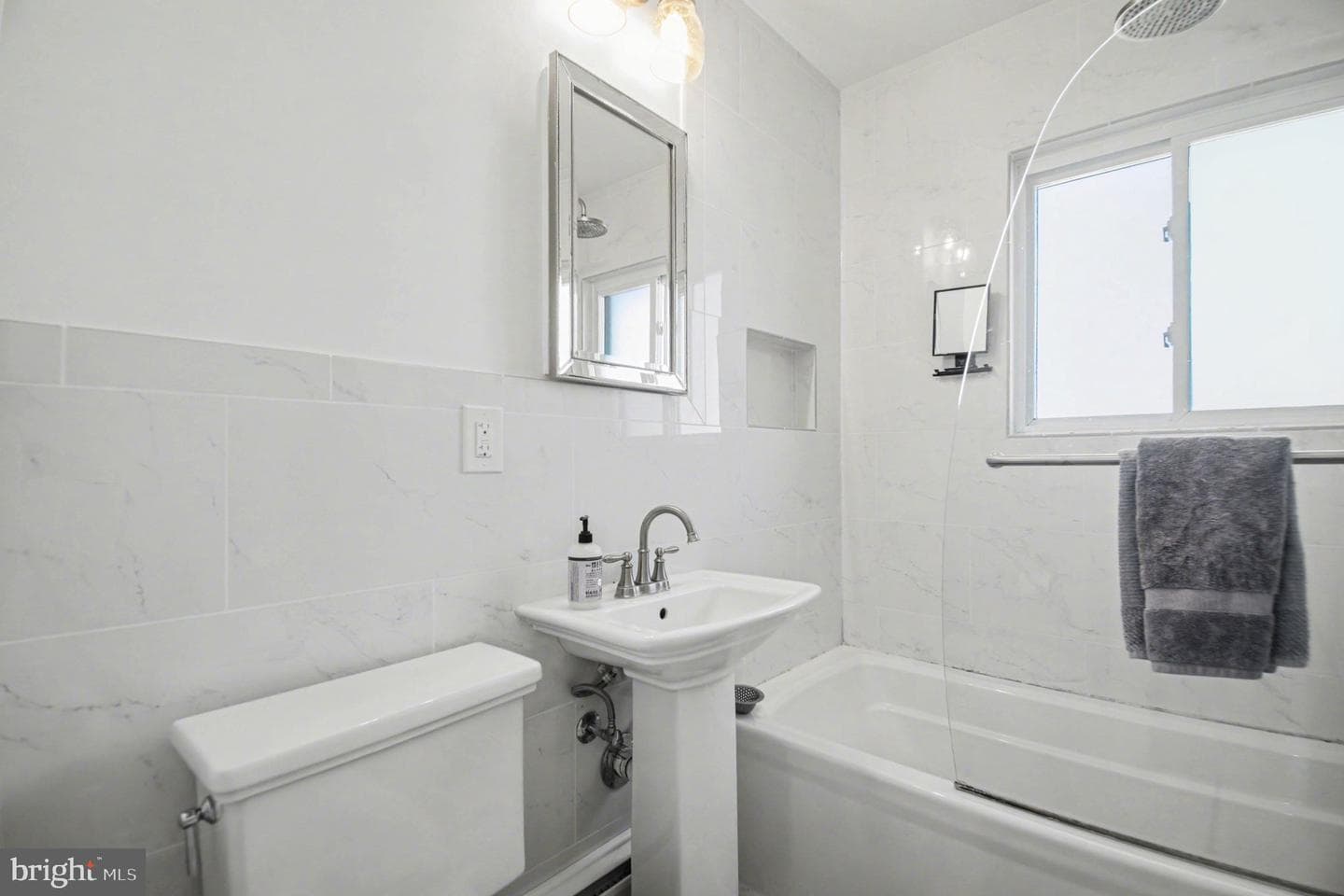 10807 Maple Street photo 13