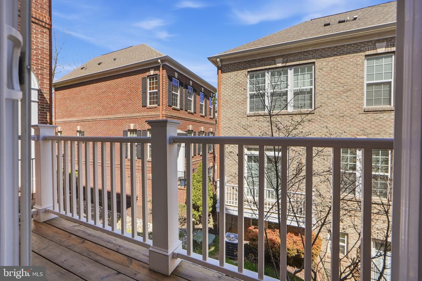 4090 Glendale Way photo 18