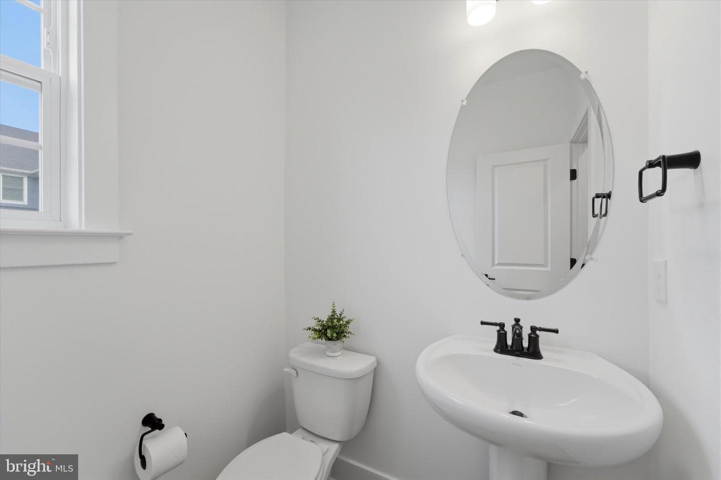 10820 Willow Terrace photo 14