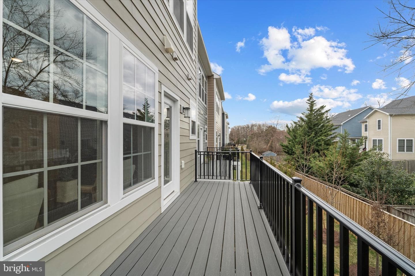 10820 Willow Terrace photo 16