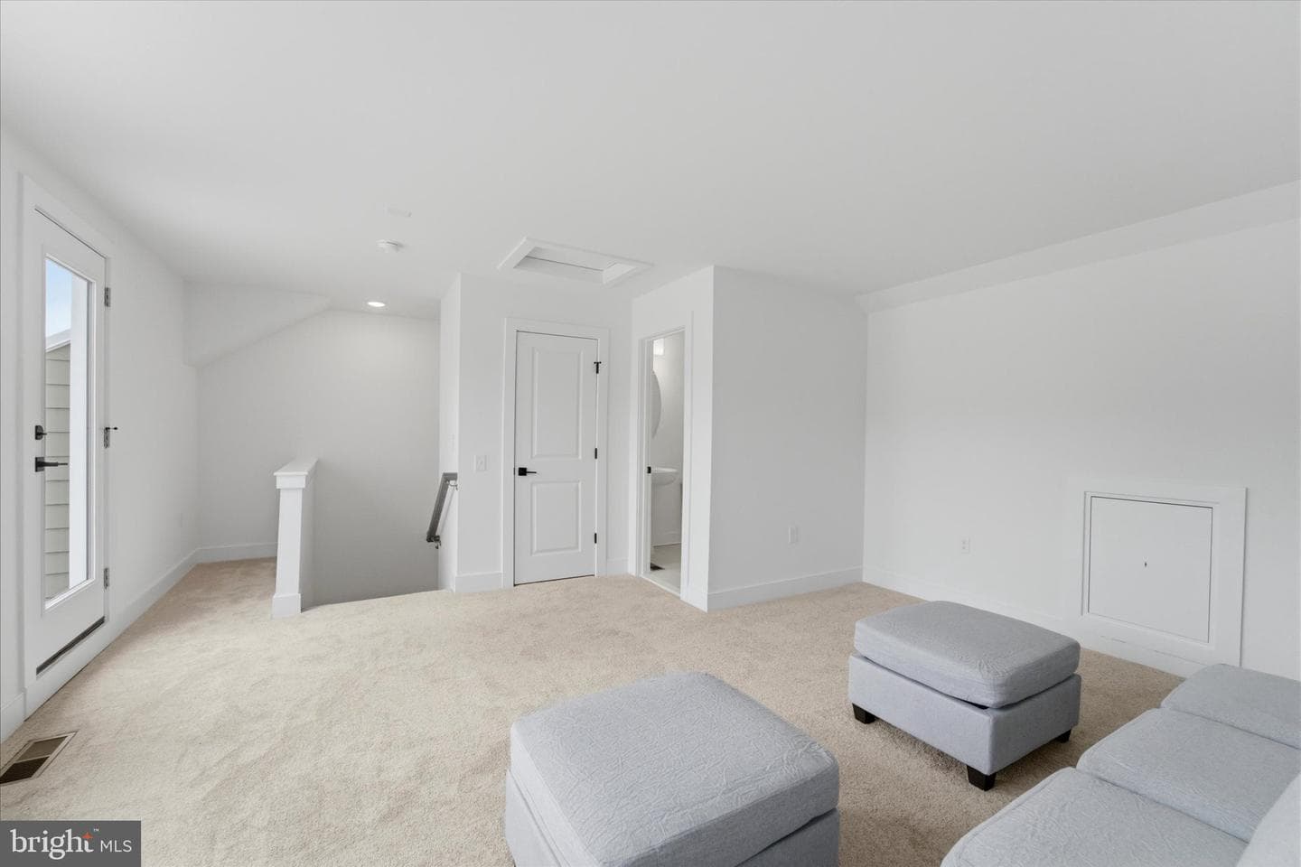 10820 Willow Terrace photo 31