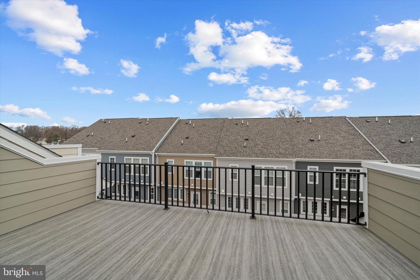 10820 Willow Terrace photo 33