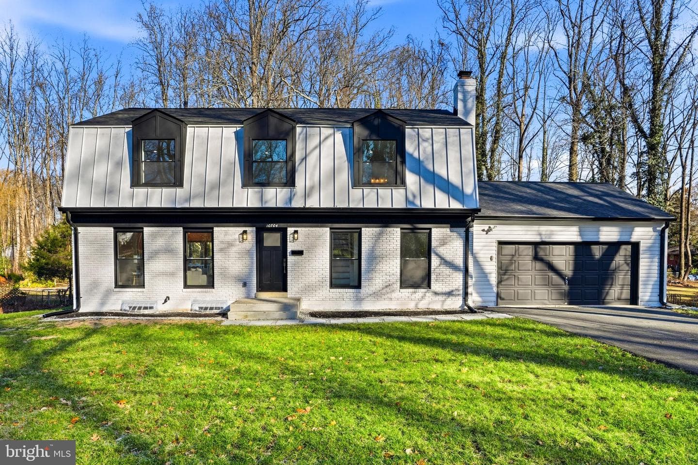 10704 Howerton Avenue photo 3