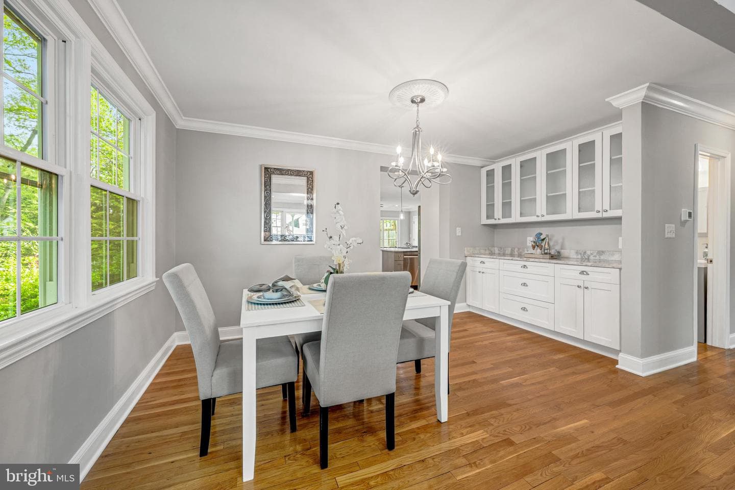 10817 Scott Drive photo 11