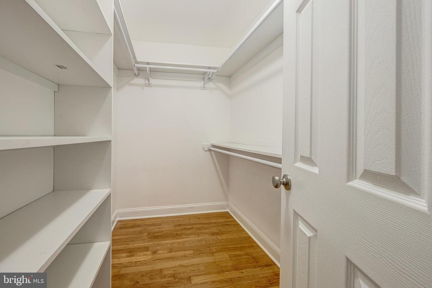 10817 Scott Drive photo 32