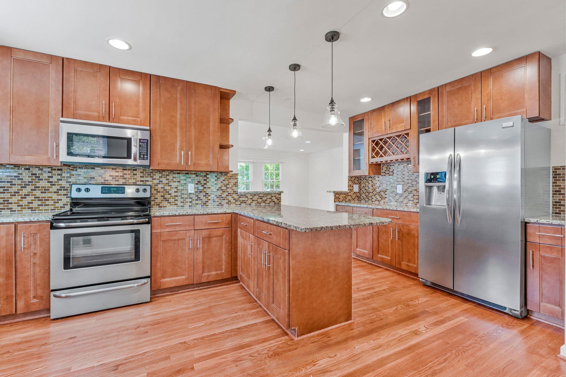 3683 Blenheim Boulevard photo 10