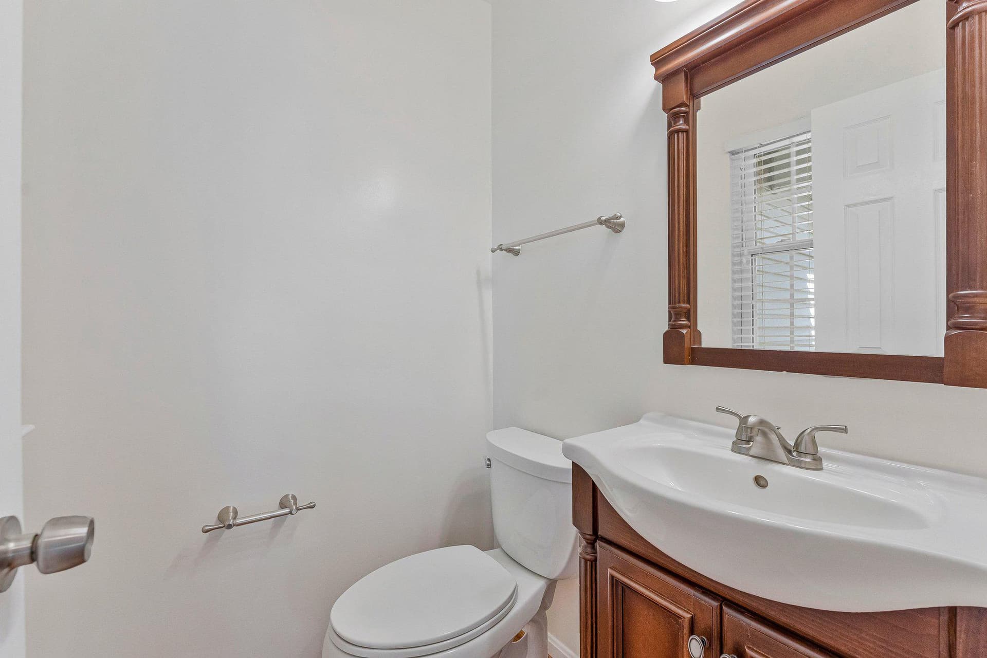 3683 Blenheim Boulevard photo 27