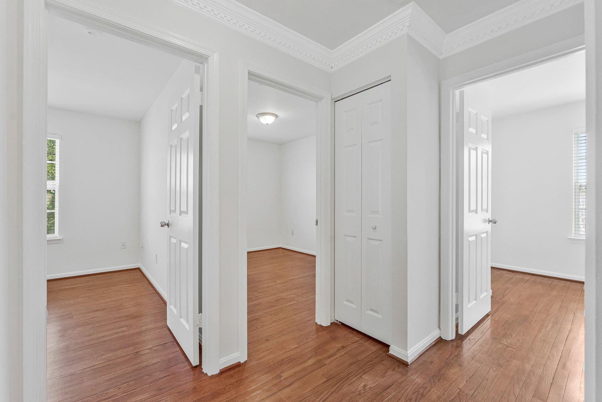 3683 Blenheim Boulevard photo 37