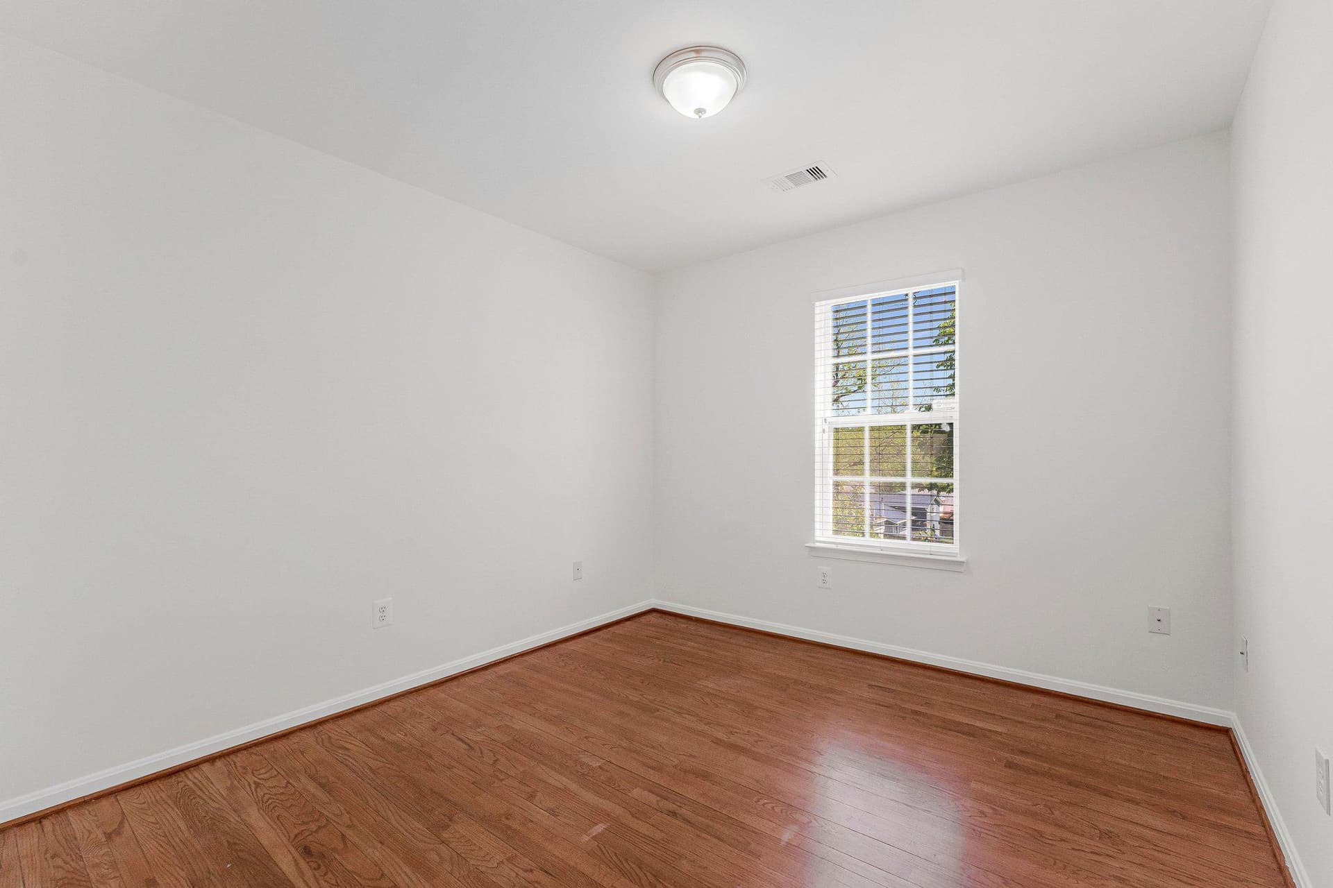 3683 Blenheim Boulevard photo 42