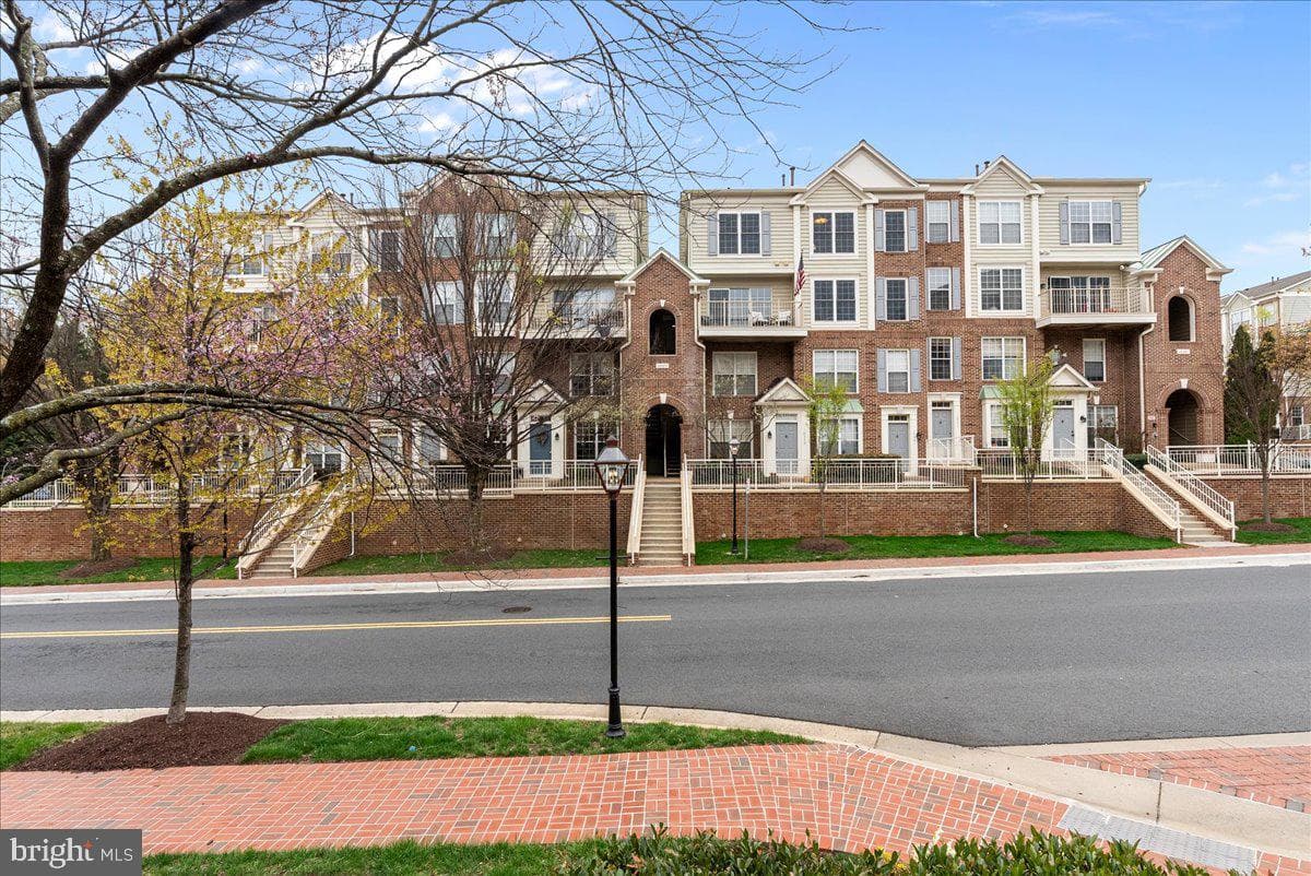 10337 Sager Avenue #304 photo 3