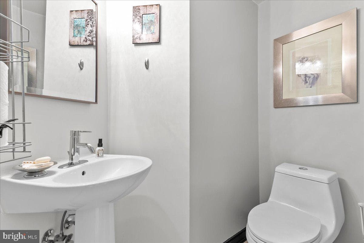 10337 Sager Avenue #304 photo 43