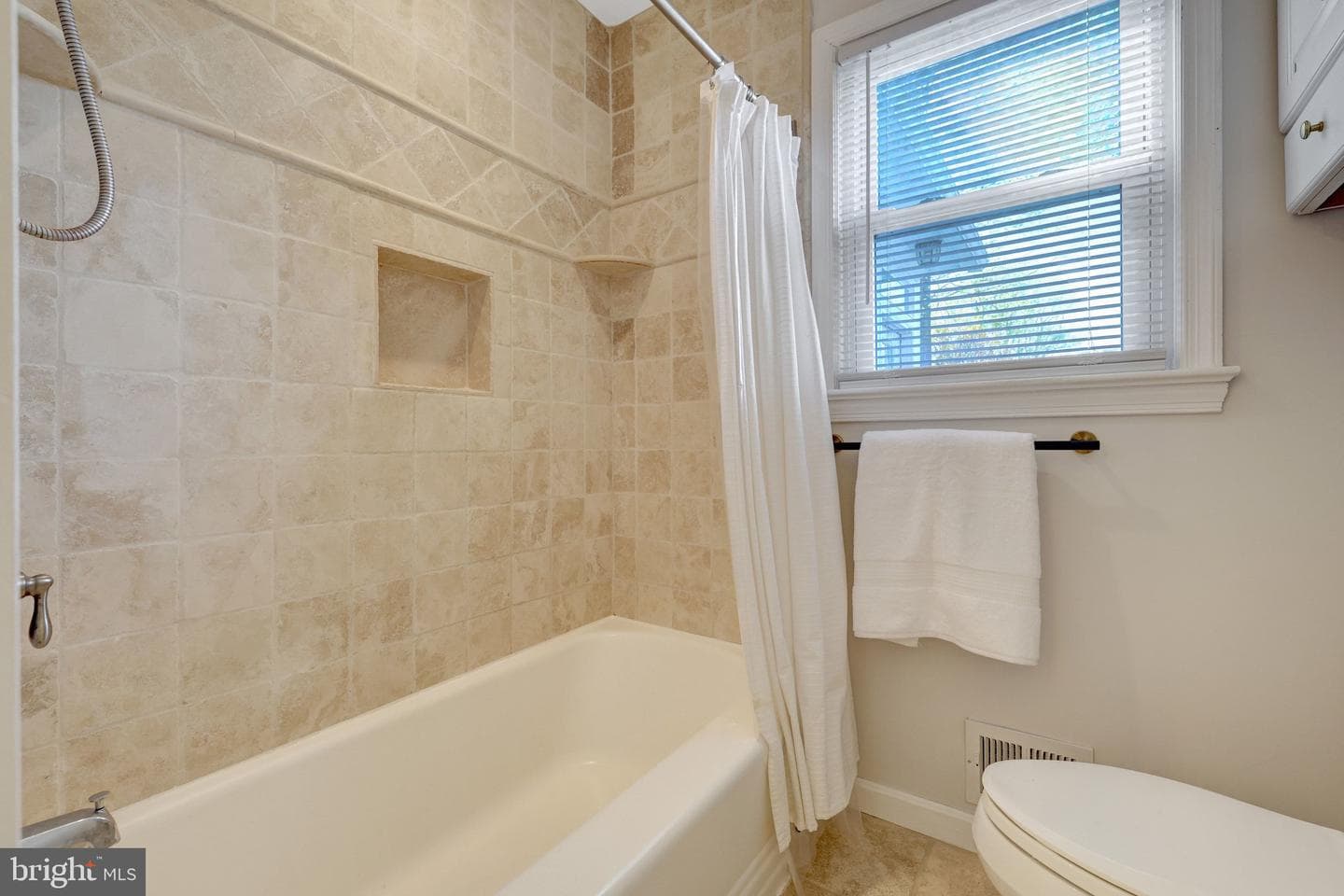 4132 Addison Road photo 13