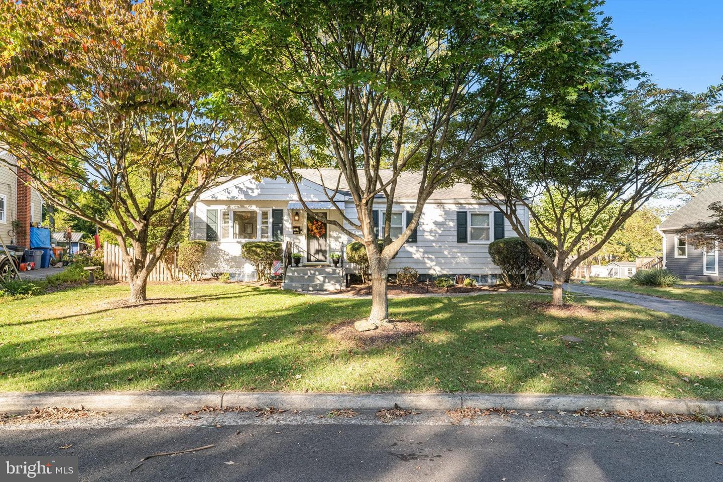 4132 Addison Road photo 2