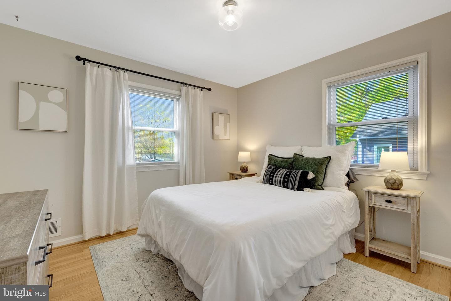 4132 Addison Road photo 26