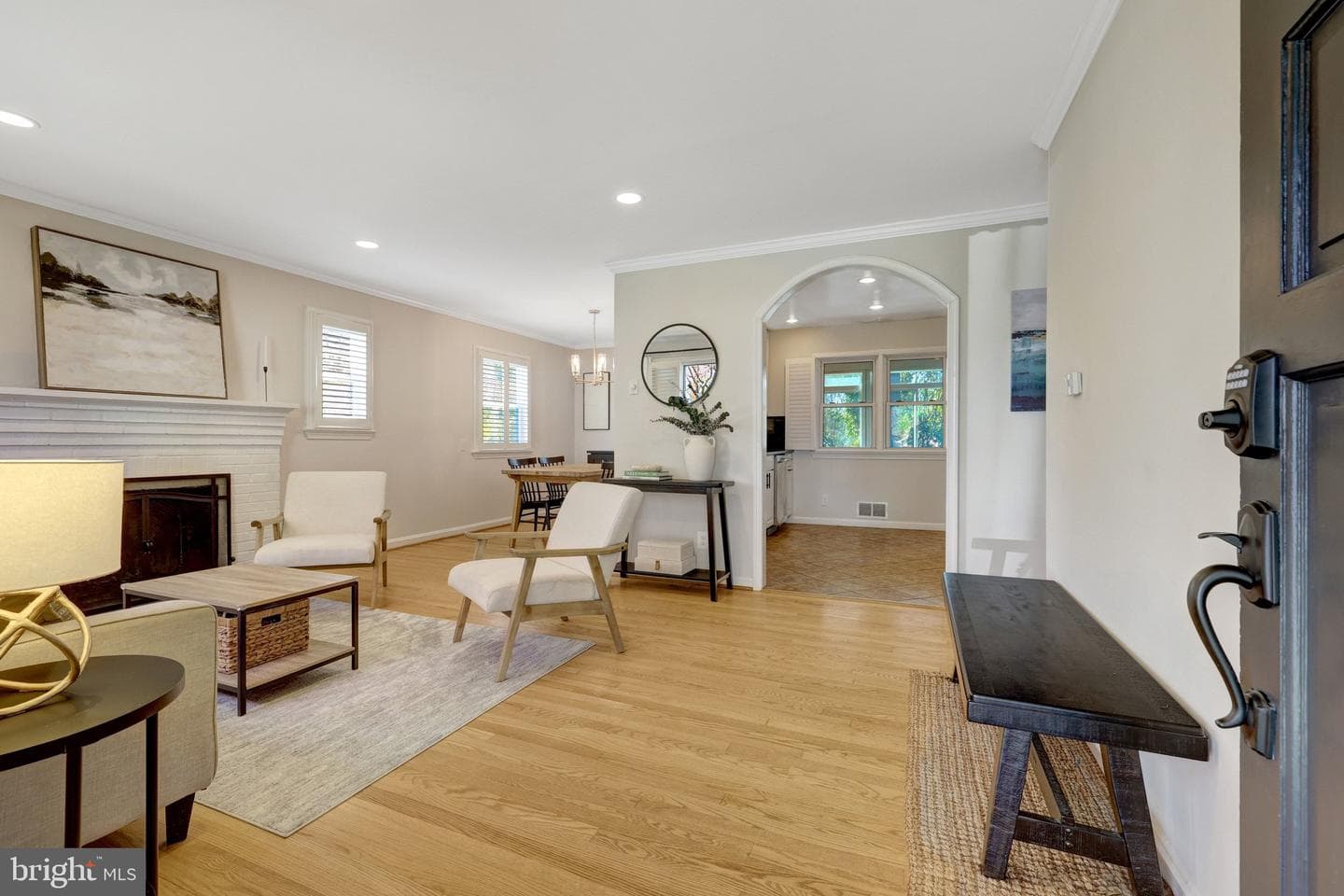 4132 Addison Road photo 7