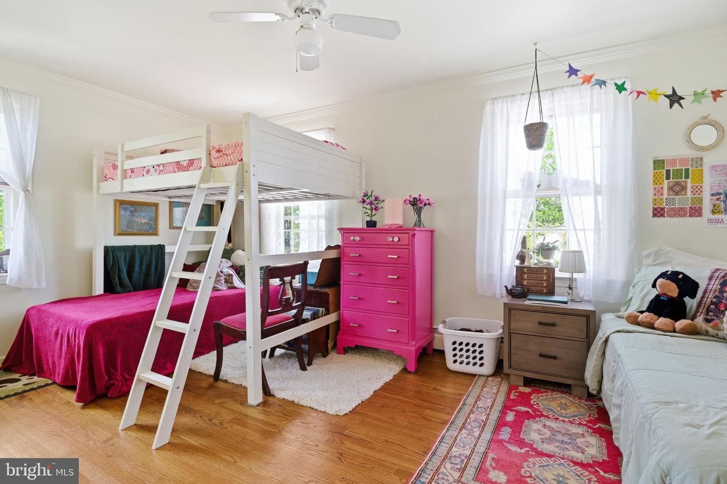10827 Crest Street photo 23