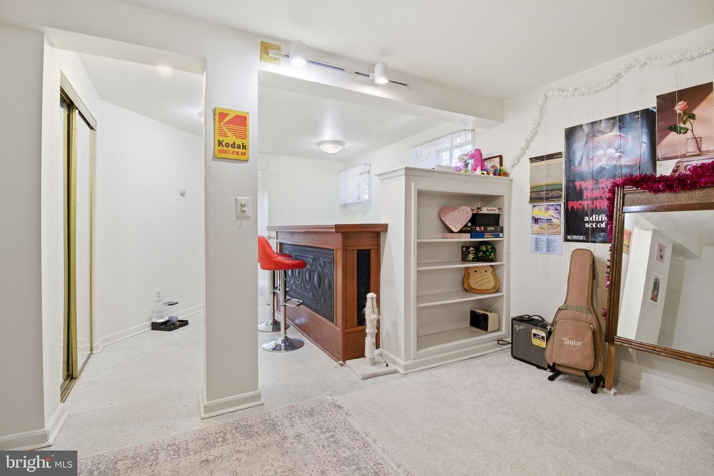 10827 Crest Street photo 27