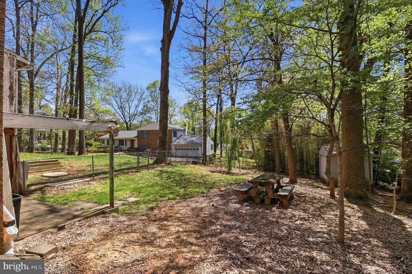 10827 Crest Street photo 34
