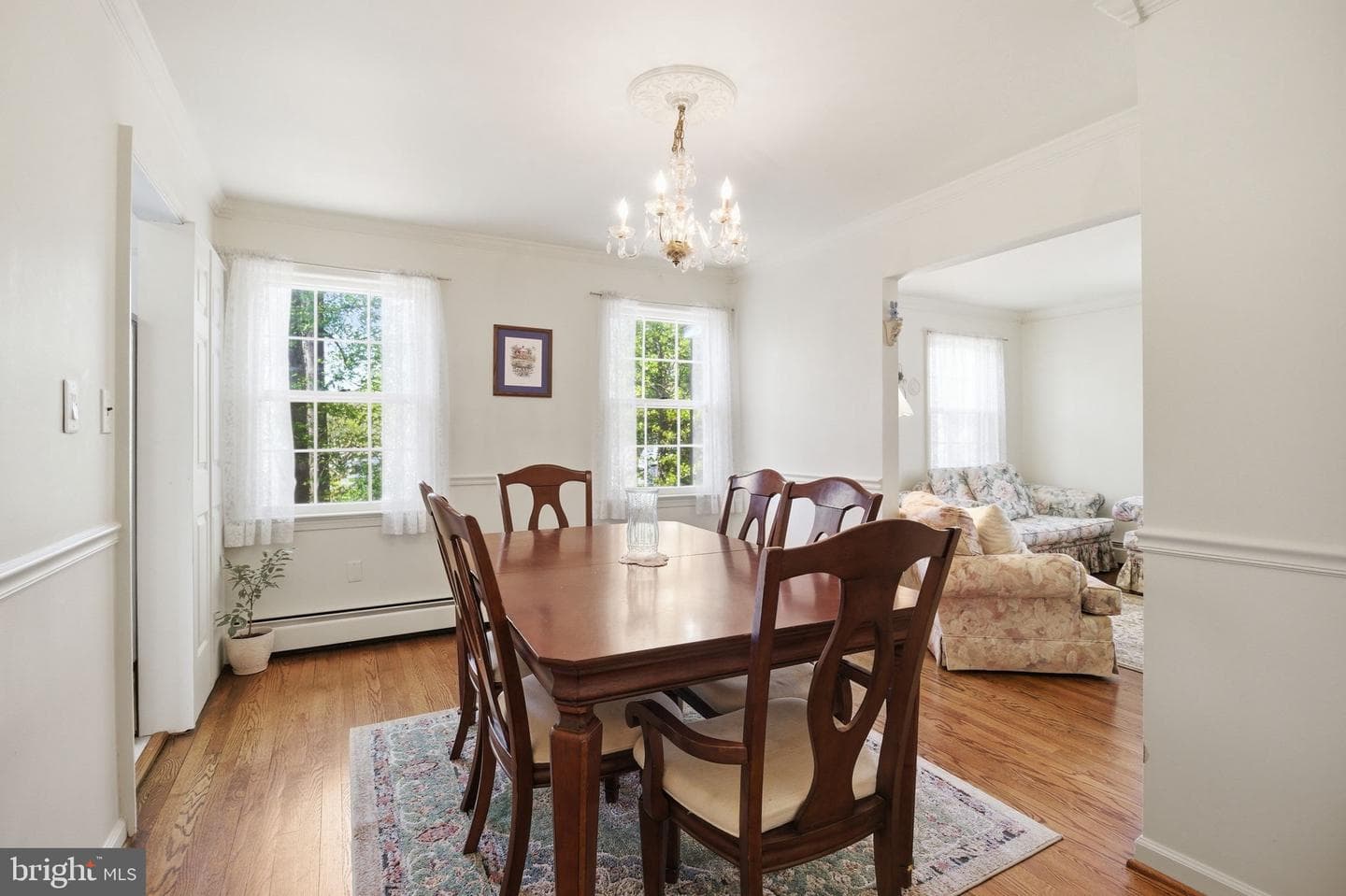 10827 Crest Street photo 8