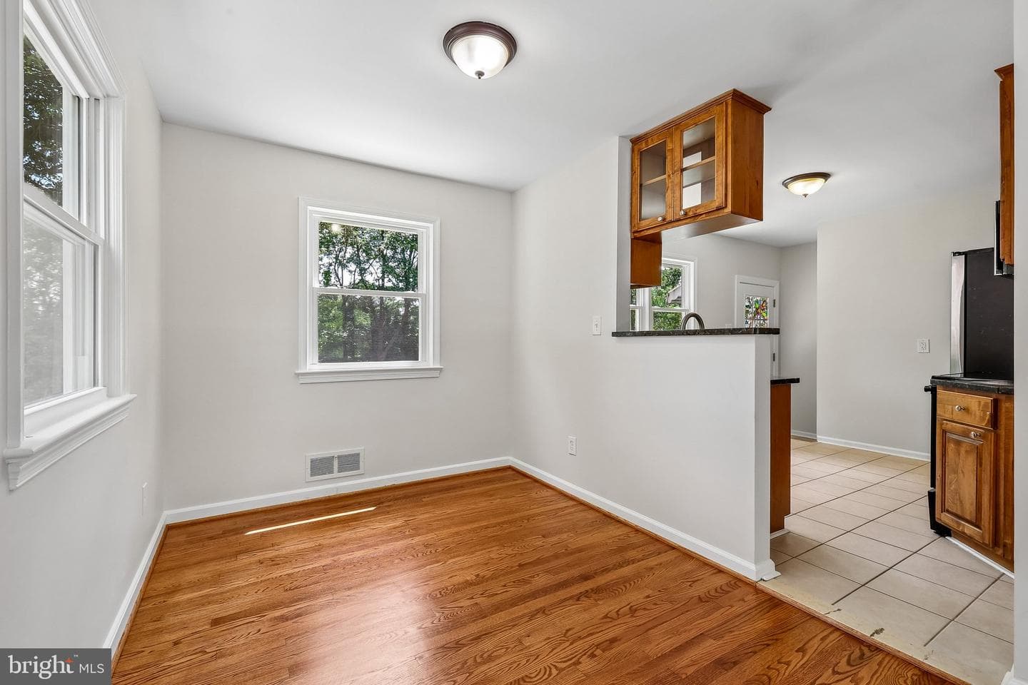 10217 Rodgers Road photo 14