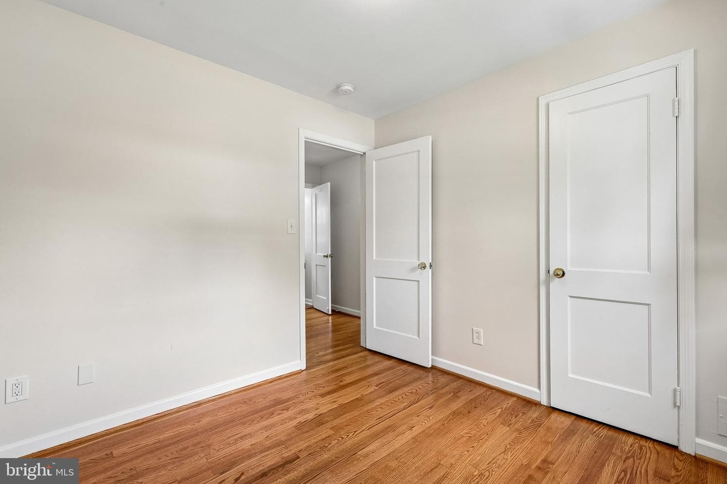 10217 Rodgers Road photo 8