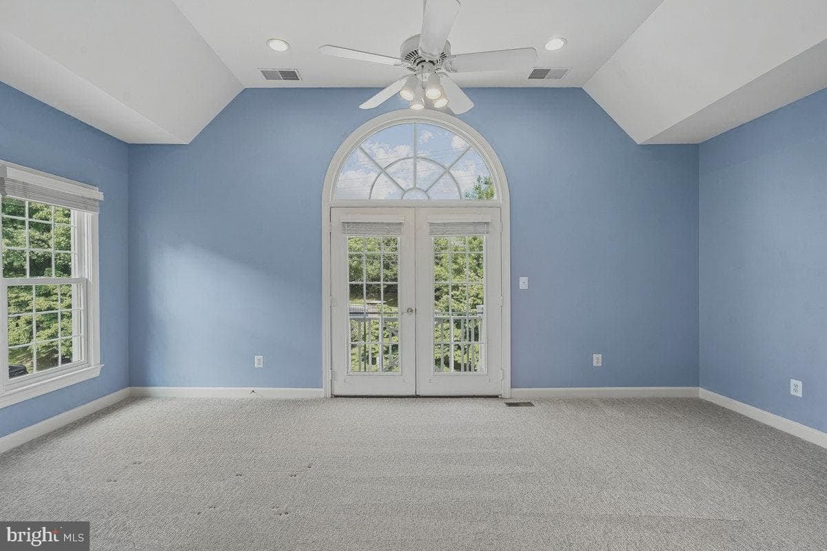 3853 Lewiston Place photo 28