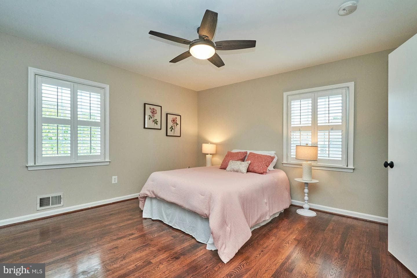 3886 University Drive photo 19