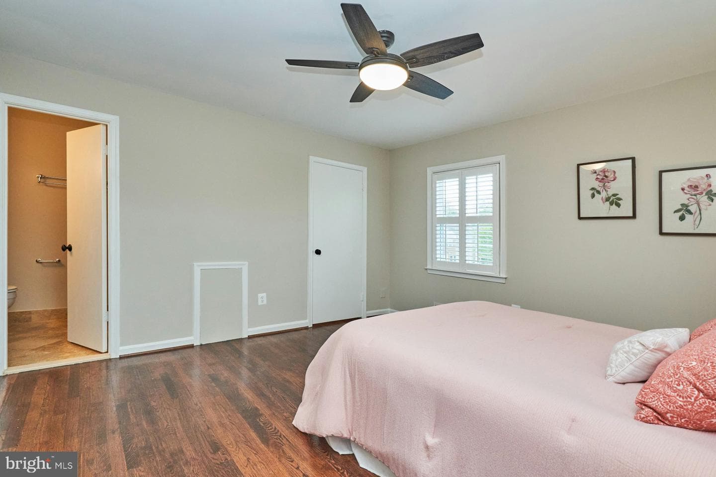 3886 University Drive photo 20