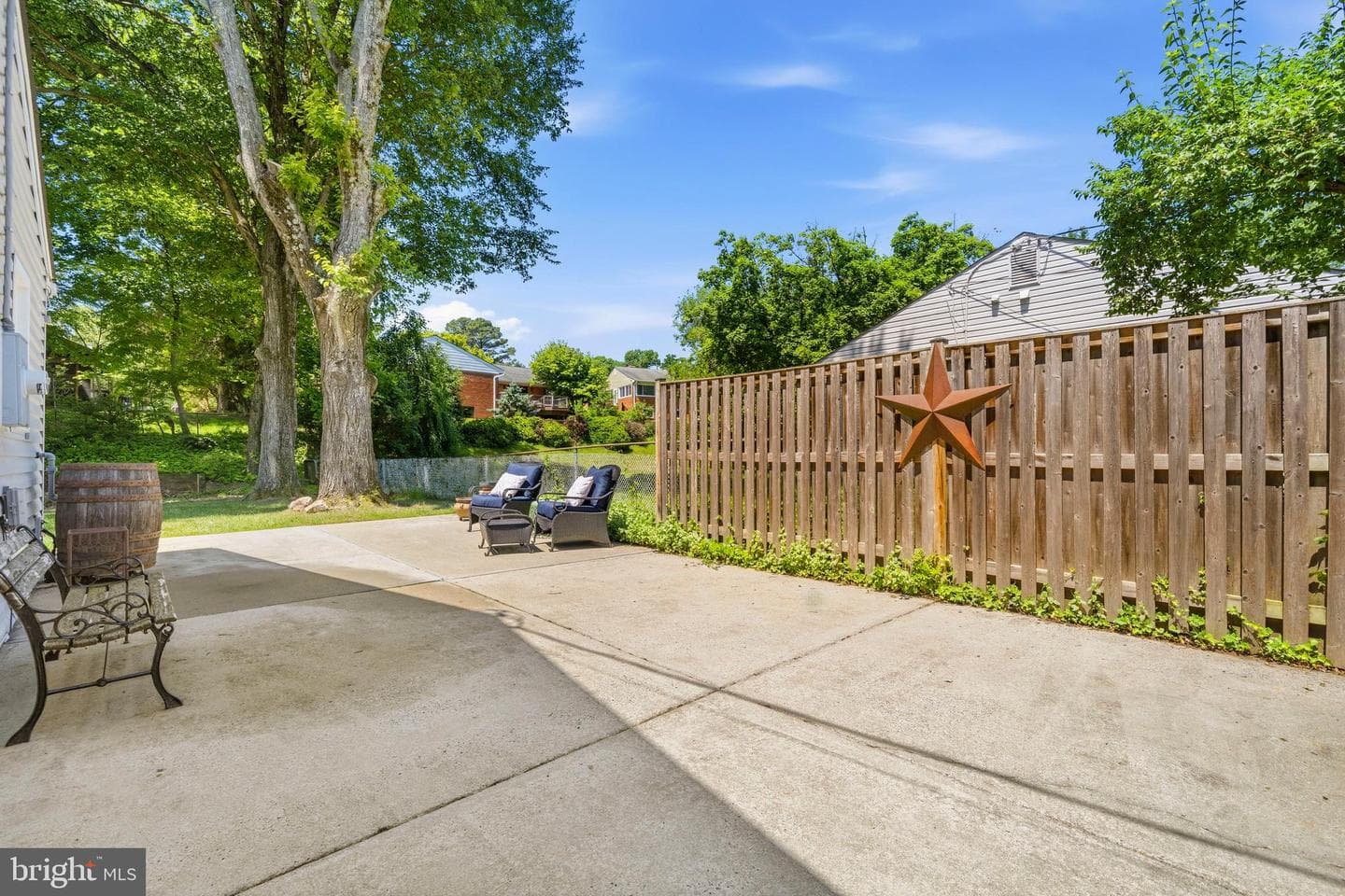 3609 Embassy Lane photo 44