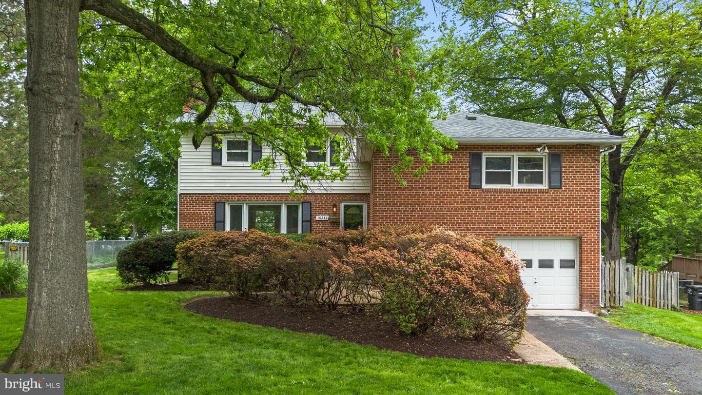 10242 Stratford Avenue photo 1