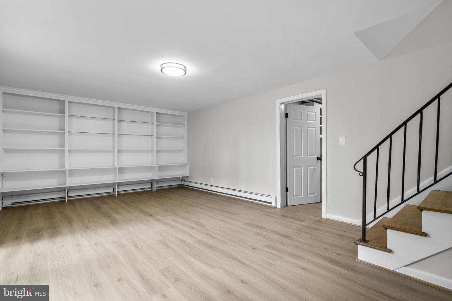 10242 Stratford Avenue photo 15