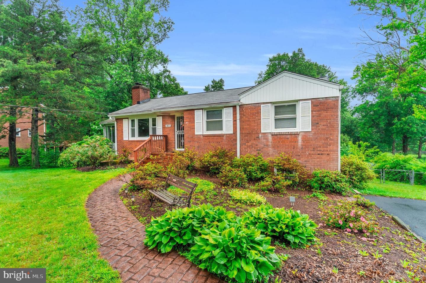 3817 Estel Road photo 5