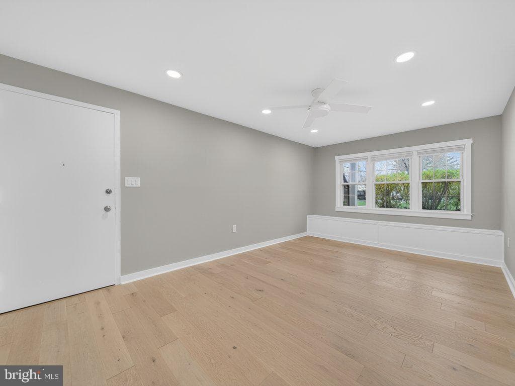 9489 Fairfax Boulevard #101 photo 2