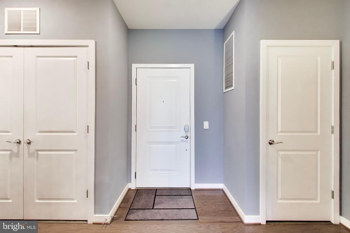 3985 Norton Place #206 photo 24