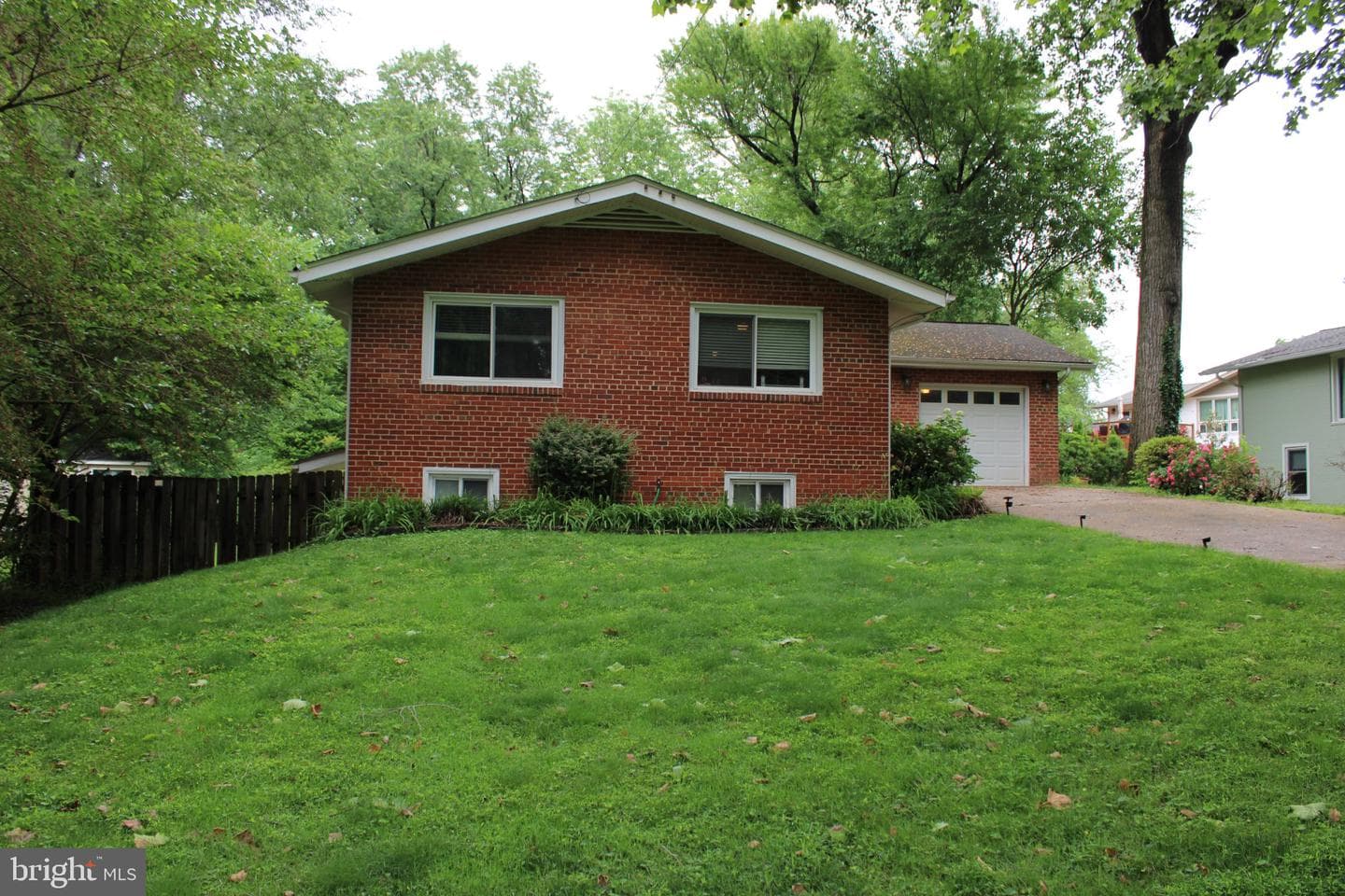 3424 Brookwood Drive photo 4