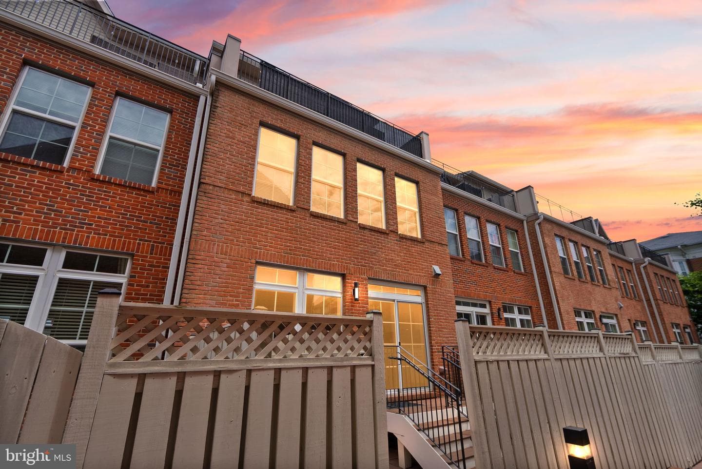 10353 Main Street, Fairfax