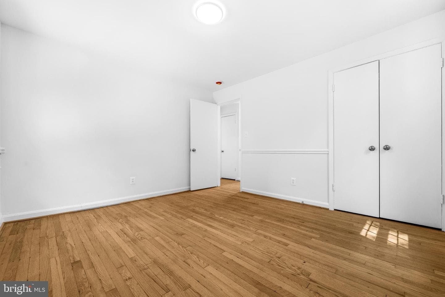 10705 Oak Pl photo 16