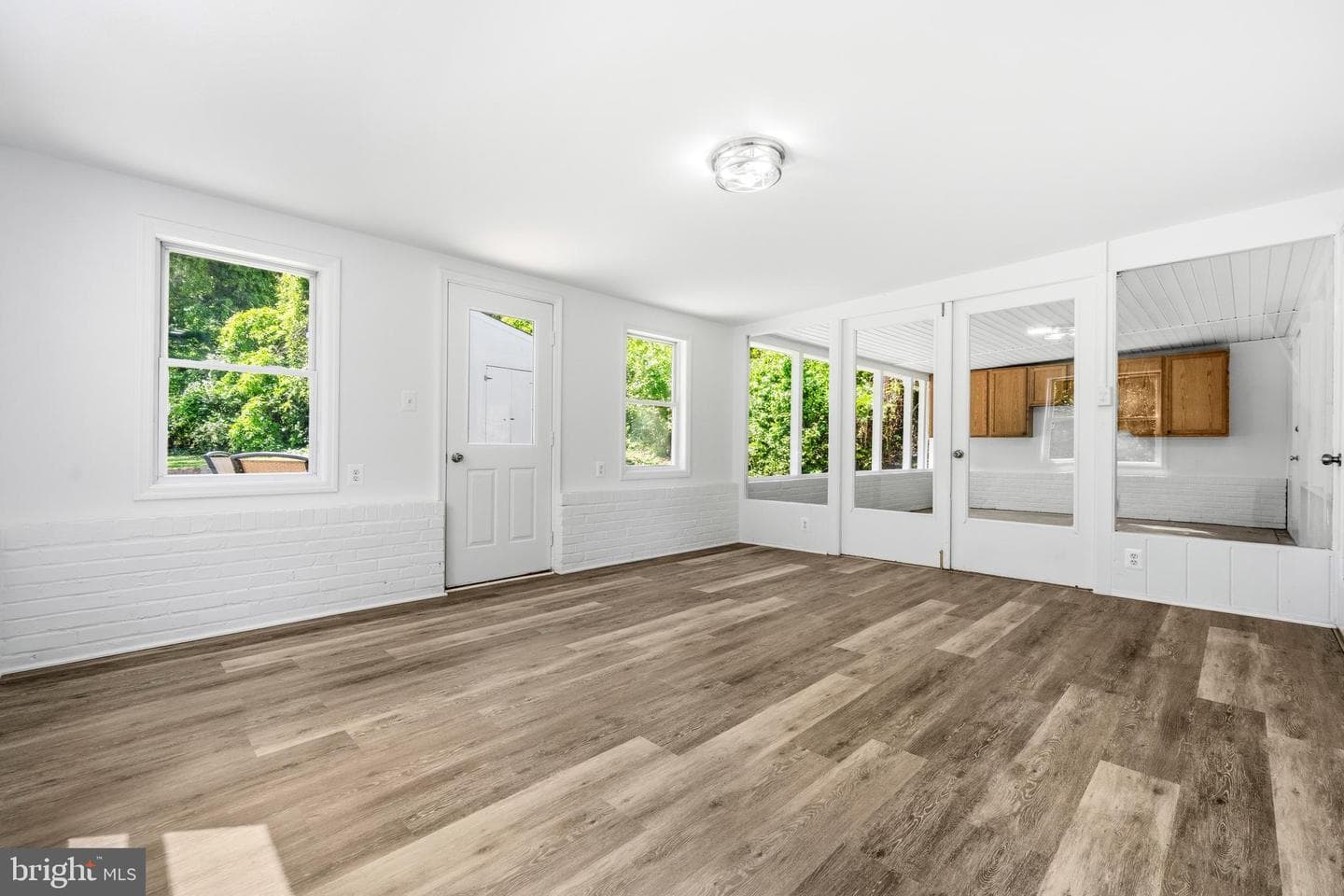 10705 Oak Pl photo 29