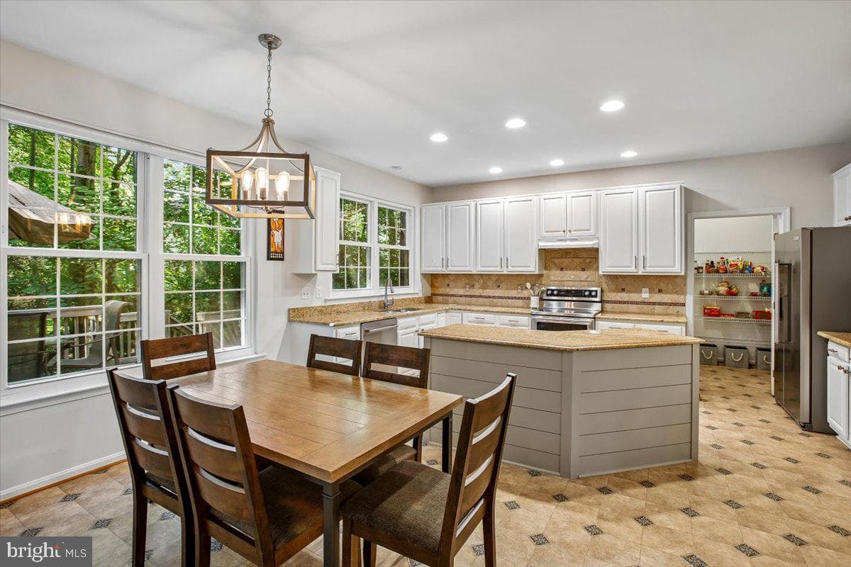 9802 Cresence Way photo 9