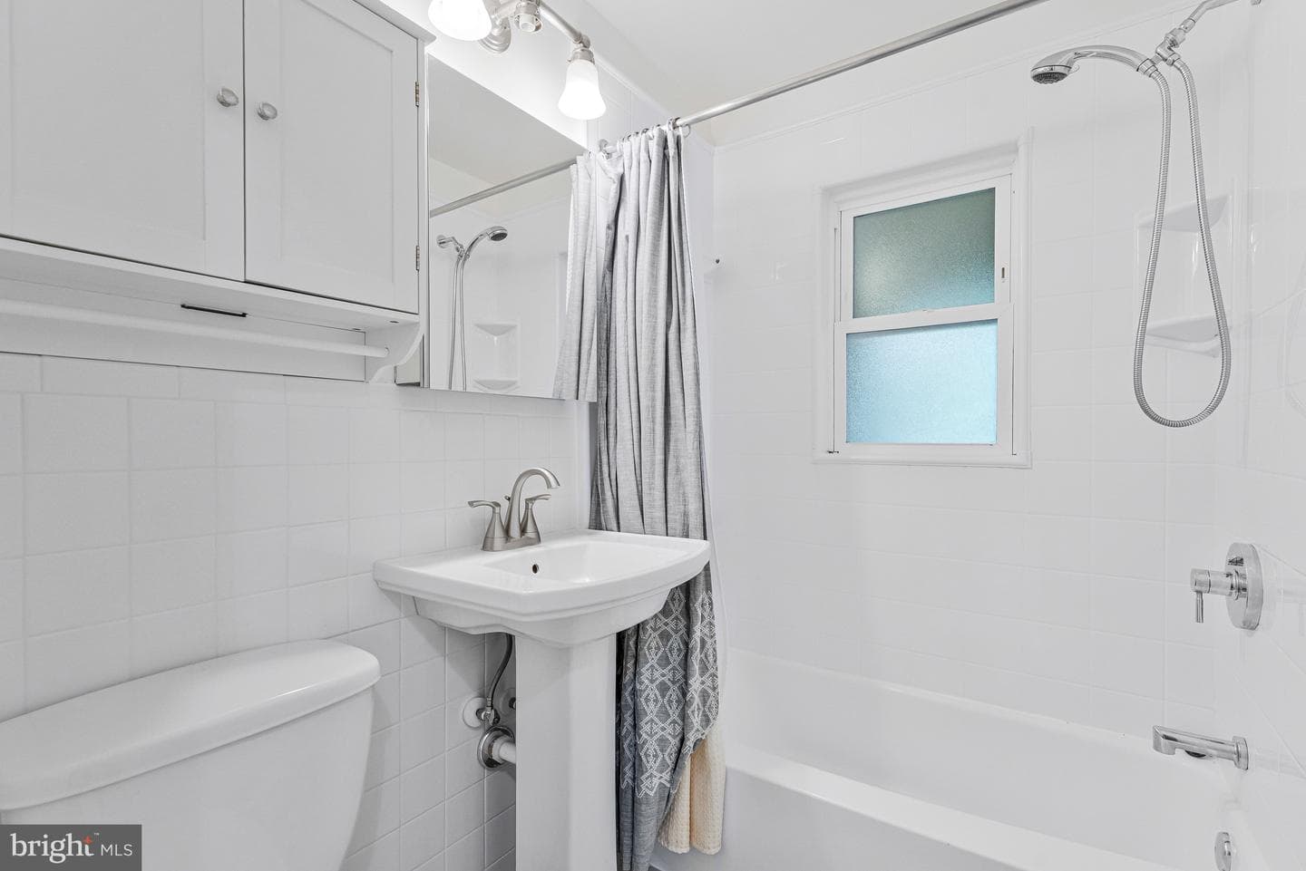 10824 Scott Drive photo 9