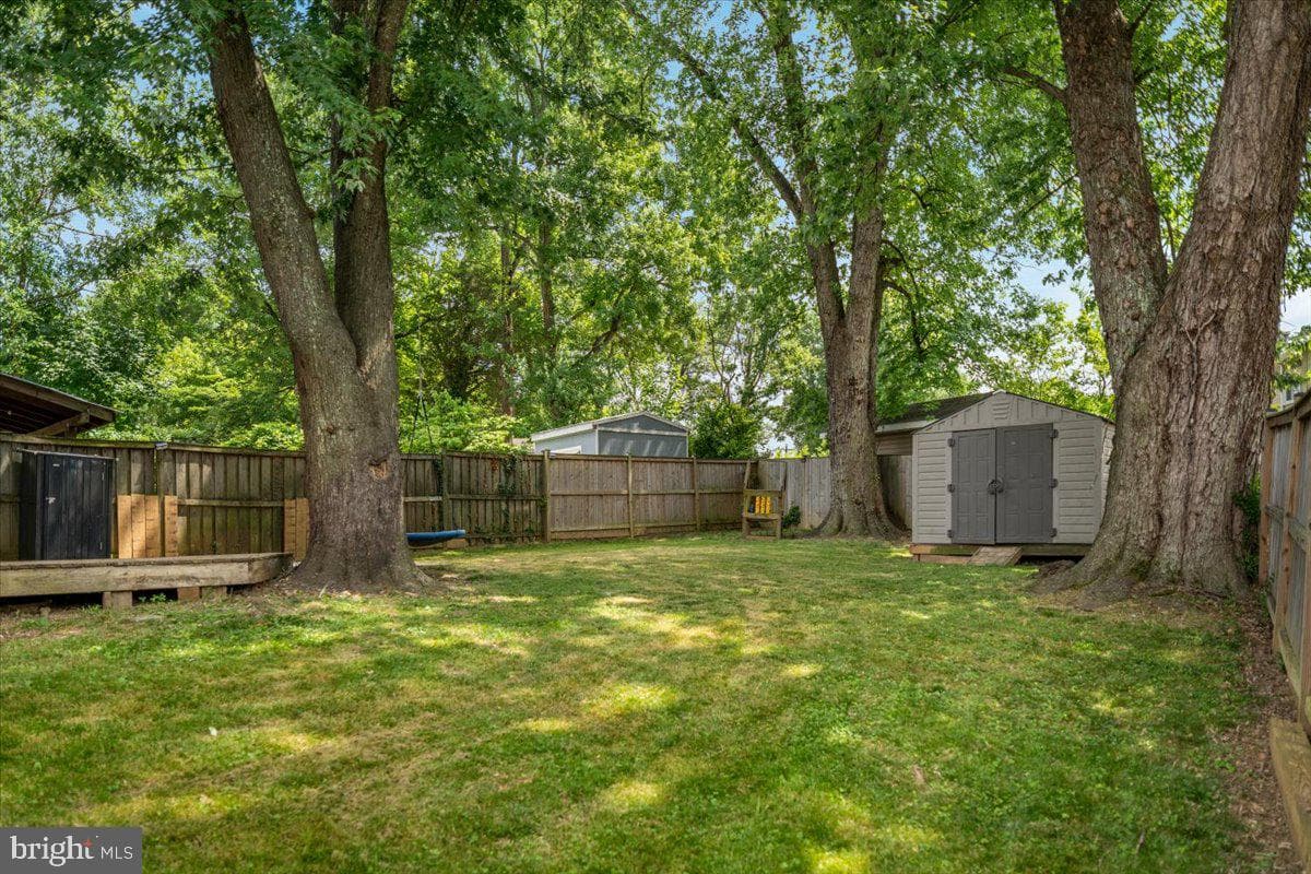 10623 Maple Street photo 20